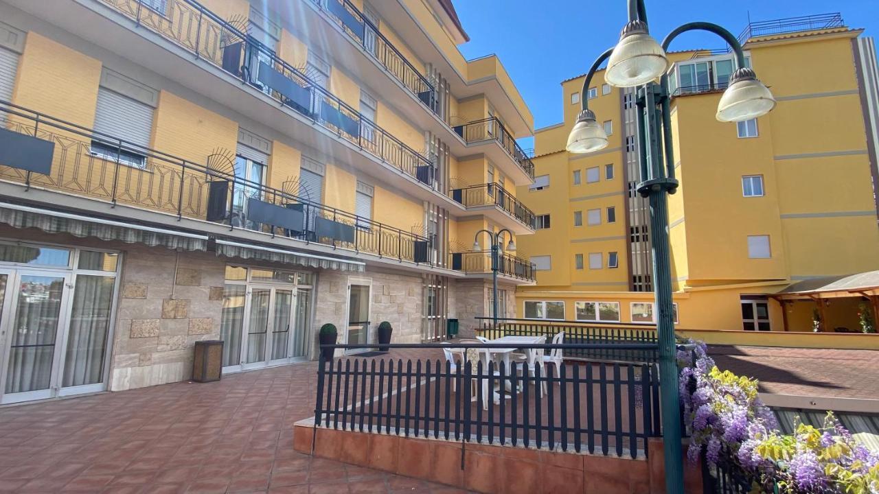 Hotel Casa Tra Noi Roma Ngoại thất bức ảnh