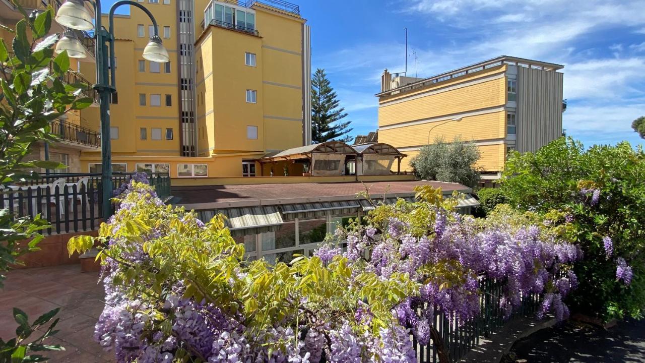 Hotel Casa Tra Noi Roma Ngoại thất bức ảnh