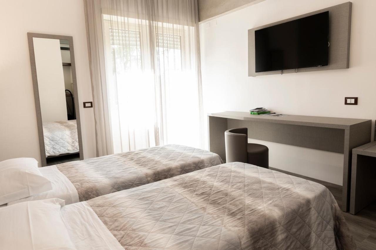 Hotel Casa Tra Noi Roma Ngoại thất bức ảnh