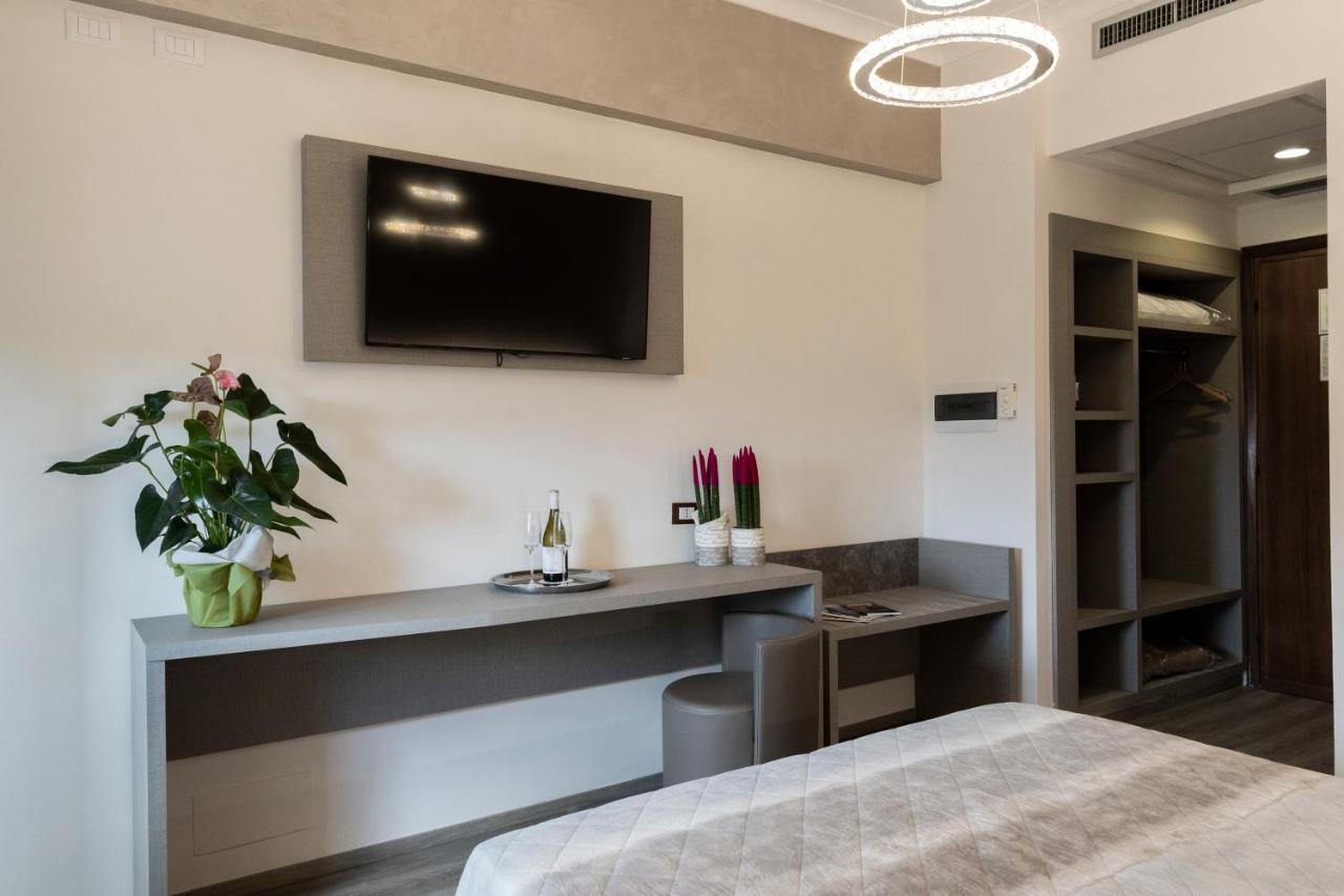 Hotel Casa Tra Noi Roma Ngoại thất bức ảnh