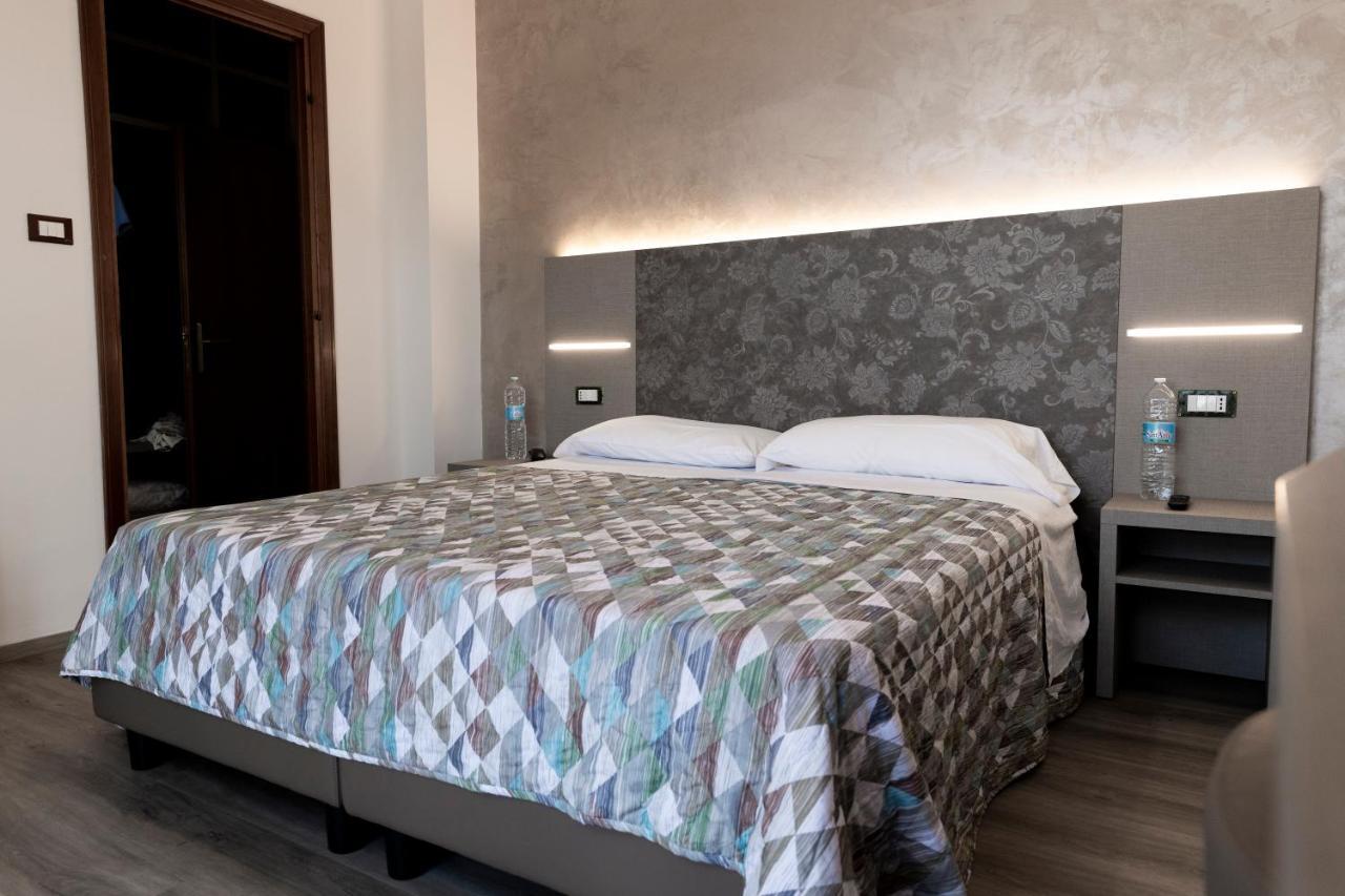 Hotel Casa Tra Noi Roma Ngoại thất bức ảnh
