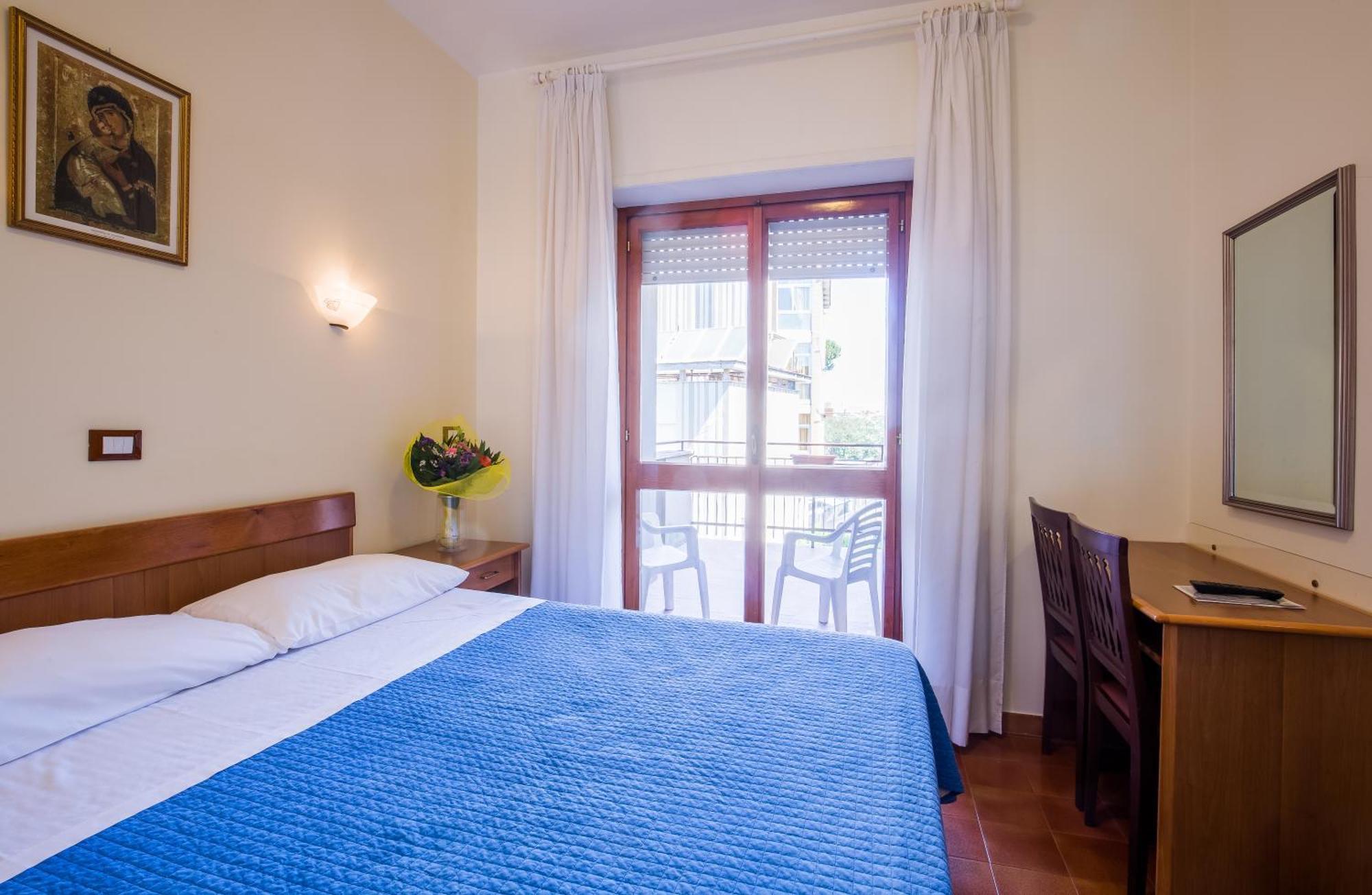 Hotel Casa Tra Noi Roma Ngoại thất bức ảnh