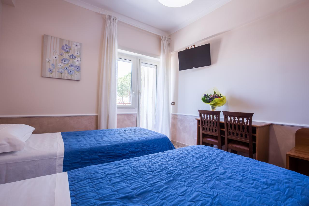 Hotel Casa Tra Noi Roma Ngoại thất bức ảnh