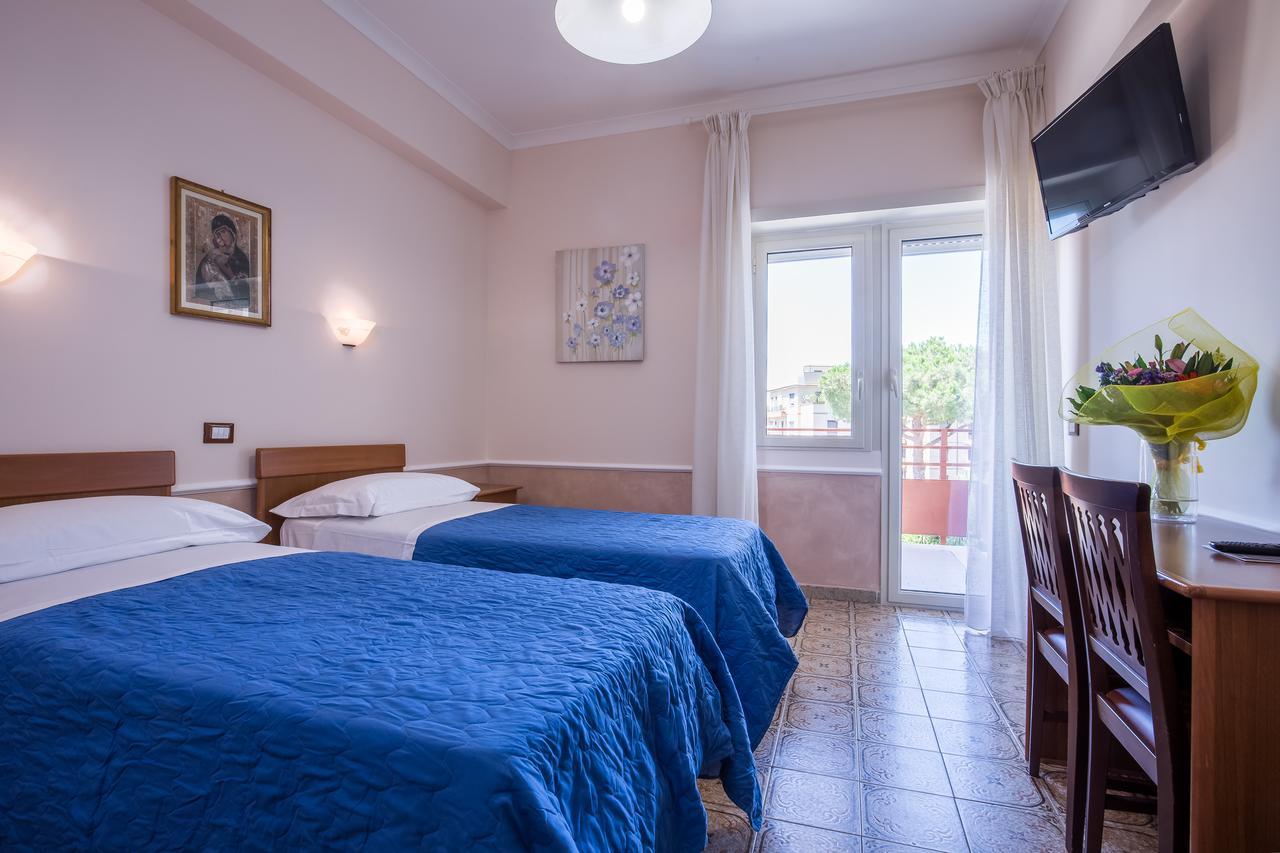 Hotel Casa Tra Noi Roma Ngoại thất bức ảnh